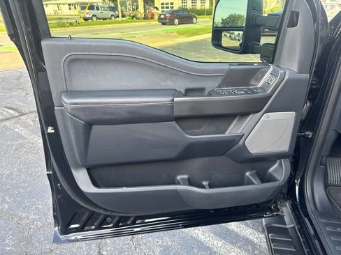 Used 2025 Ford F150 Lariat w/ Equipment Group 501A Mid AWD/4WD image 14