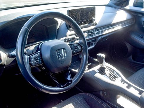 Used 2024 Honda HR-V Sport image 11