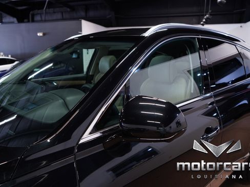 Used 2024 Genesis GV80 2.5T w/ Prestige Package image 12