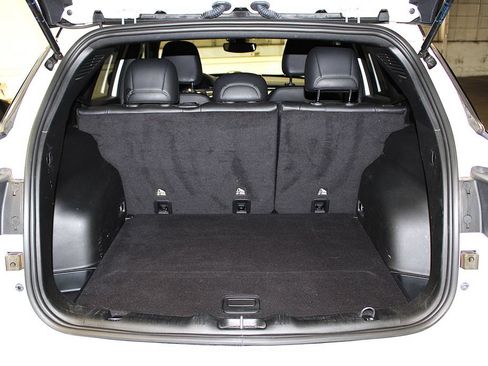 Certified 2025 Jeep Compass Limited AWD/4WD image 33