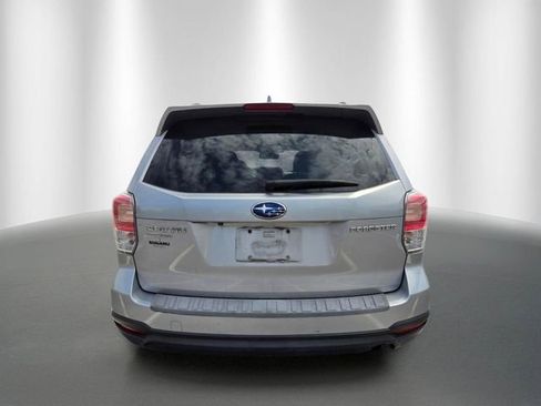 Used 2018 Subaru Forester 2.5i Premium w/ All-Weather Package AWD/4WD image 5