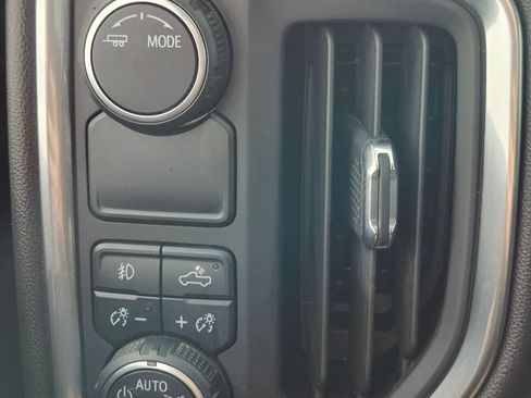 Used 2022 Chevrolet Silverado 2500 LT w/ Convenience Package RWD image 15