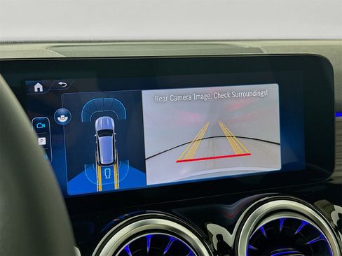 New 2026 Mercedes-Benz GLB 250 GLB 250 image 14