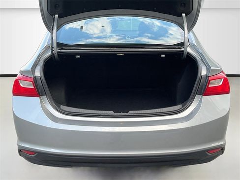 Used 2023 Chevrolet Malibu LS image 23