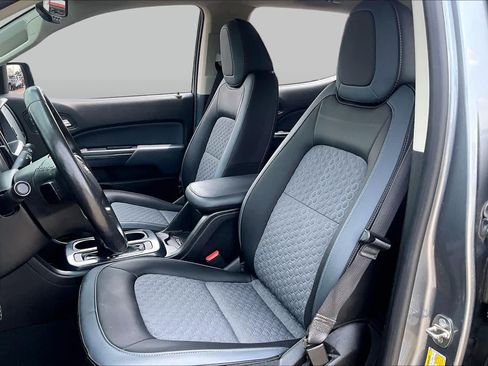 Used 2020 Chevrolet Colorado Z71 RWD image 8