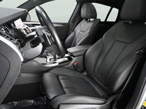 Used 2019 BMW X4 xDrive30i w/ Convenience Package image 11