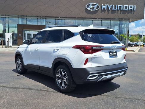Used 2023 Kia Seltos EX AWD/4WD image 5