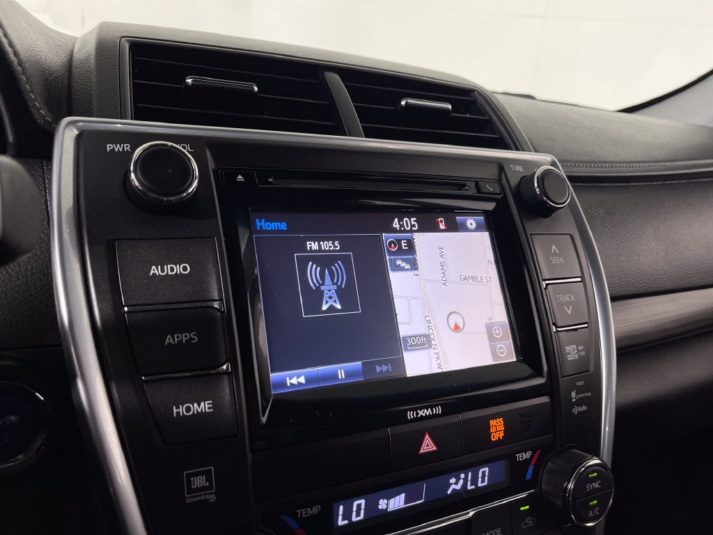 Used 2016 Toyota Camry XLE w/ Moonroof Package FWD image 20