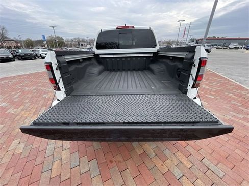 Used 2024 Nissan Frontier PRO-4X w/ Pro Convenience Package image 34