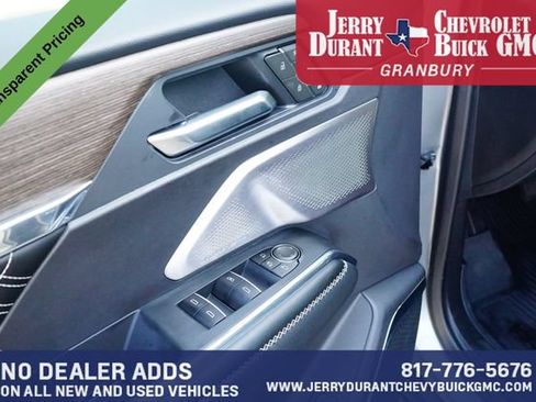 Used 2025 GMC Acadia Denali w/ Super Cruise Package AWD/4WD image 16