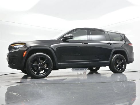 Used 2023 Jeep Grand Cherokee L Laredo AWD/4WD image 43