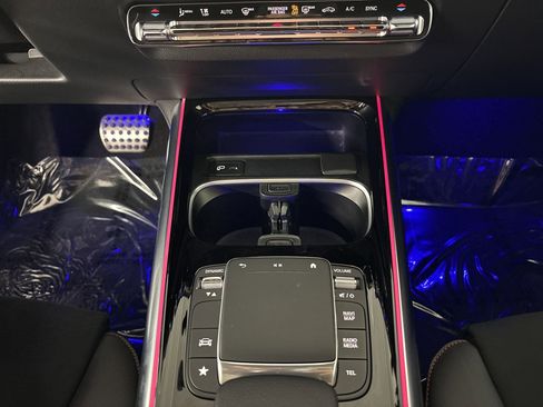 Certified 2023 Mercedes-Benz GLA 250 image 24