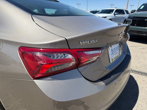 Used 2024 Chevrolet Malibu LT FWD image 8