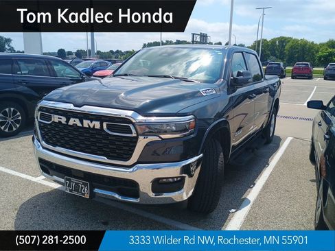 Used 2025 RAM 1500 Big Horn AWD/4WD image 1