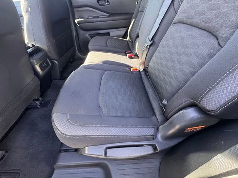 Certified 2024 Nissan Pathfinder S image 21