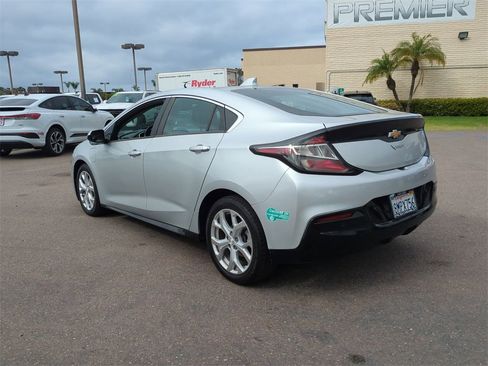 Used 2017 Chevrolet Volt Premier w/ Driver Confidence II Package image 6