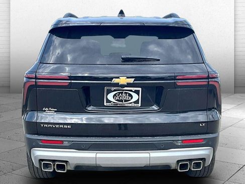 Used 2024 Chevrolet Traverse LT FWD image 6