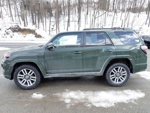 Used 2022 Toyota 4Runner TRD Sport image 6