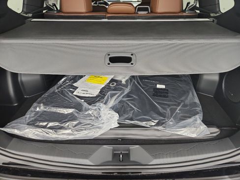 Used 2026 Subaru Forester Touring image 35