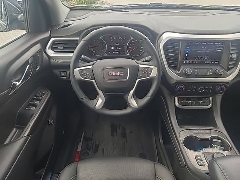 Used 2023 GMC Acadia SLT w/ Preferred Package AWD/4WD image 14