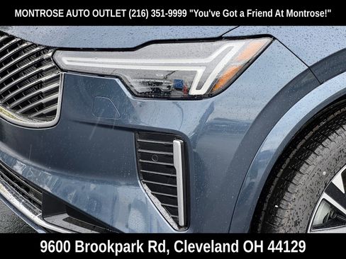 New 2026 Volvo XC90 B6 Plus w/ Protection Package Premier image 9