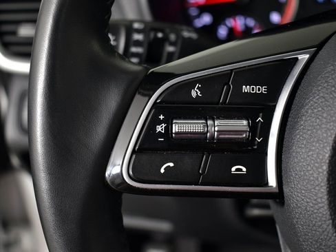 Used 2020 Kia Optima S image 30