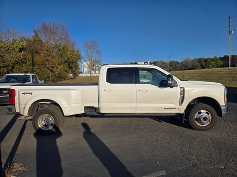 Used 2025 Ford F350 Lariat w/ Lariat Ultimate Package image 10