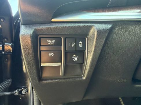 Used 2020 Acura MDX SH-AWD image 26