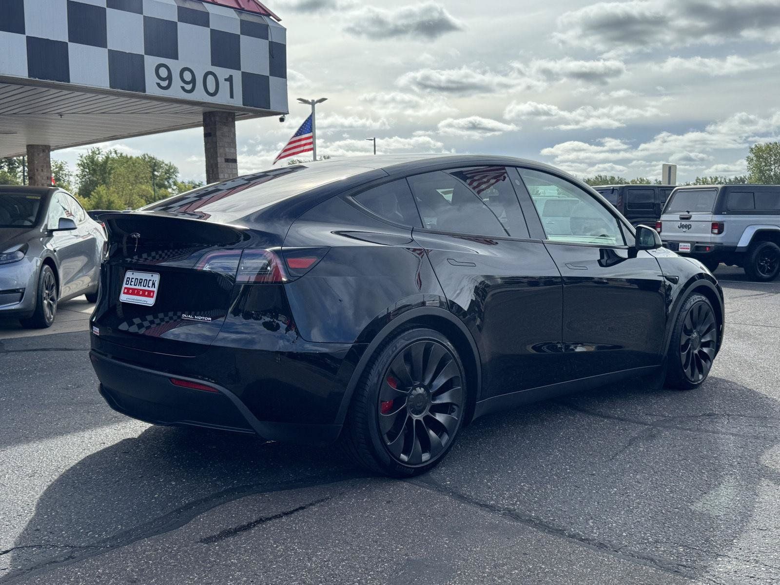 Used 2022 Tesla Model Y Performance AWD/4WD image 7