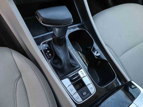 Used 2025 Hyundai Tucson SEL FWD image 18