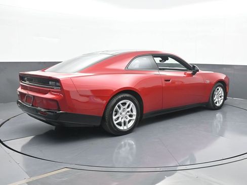 Used 2025 Dodge Charger R/T w/ Sun & Sound Package image 6