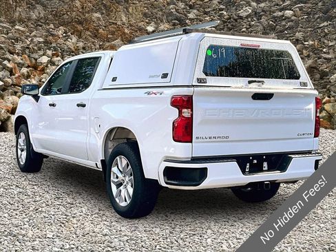 Used 2023 Chevrolet Silverado 1500 Custom AWD/4WD image 10