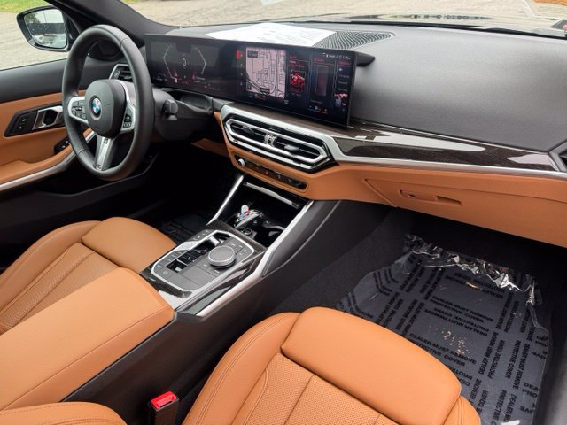 Certified 2024 BMW 330i xDrive Sedan w/ M Sport Package AWD/4WD image 30