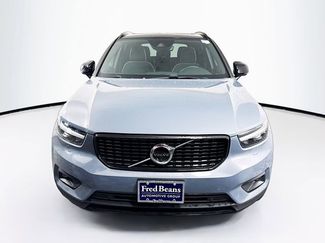 Used 2021 Volvo XC40 T5 R-Design w/ Advanced Package video 2