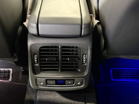 Used 2022 Audi RS e-tron GT w/ Carbon Performance Package image 22