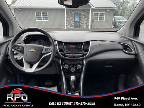 Used 2020 Chevrolet Trax Premier image 19