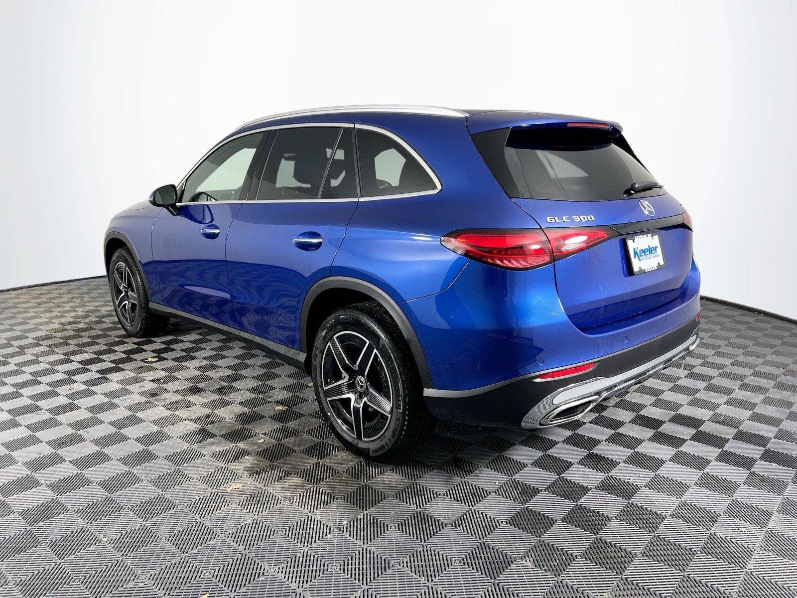 Certified 2026 Mercedes-Benz GLC 300 4MATIC image 4