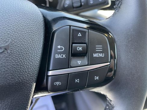 Used 2025 Ford Escape SE FWD image 15