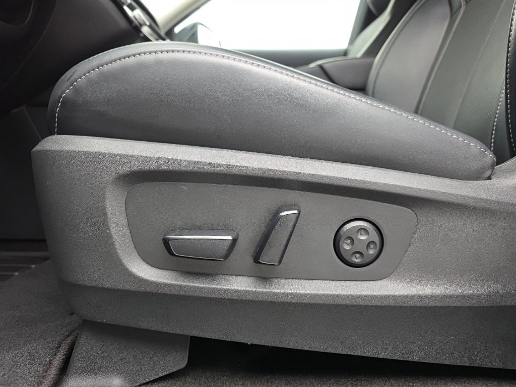 Used 2023 INFINITI QX60 Luxe w/ Vision Package AWD/4WD image 22