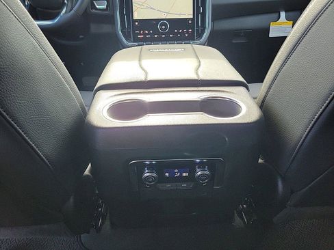 New 2026 GMC Yukon Denali image 10