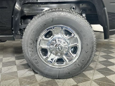 New 2026 RAM 2500 Tradesman w/ Chrome Appearance Group image 17