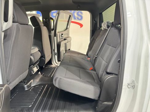 New 2026 Chevrolet Silverado 1500 W/T image 10