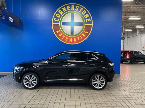 Used 2023 Buick Envision Avenir image 18