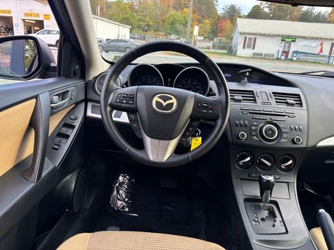 Used 2012 MAZDA MAZDA3 i Touring image 26