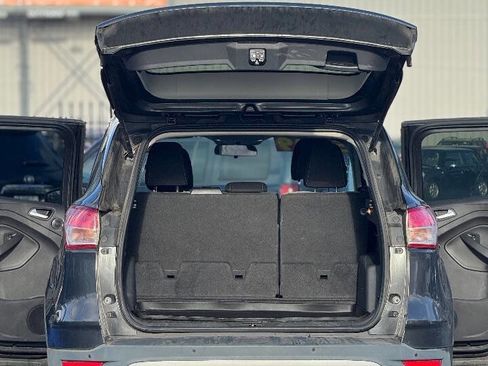 Used 2016 Ford Escape SE w/ Equipment Group 201A image 8