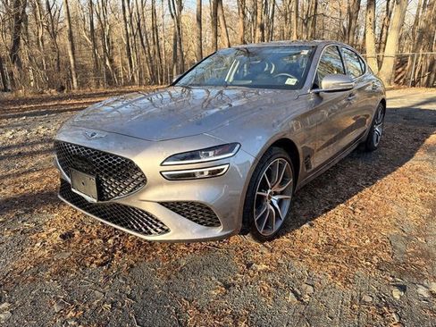 Used 2026 Genesis G70 2.5T image 3