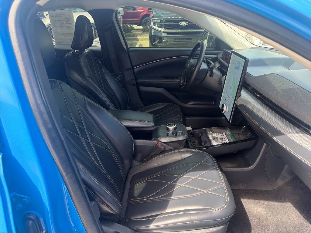 Used 2023 Ford Mustang Mach-E Select RWD image 28