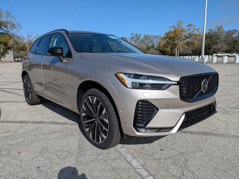 New 2026 Volvo XC60 B5 Ultra w/ Protection Package Premier AWD/4WD image 8