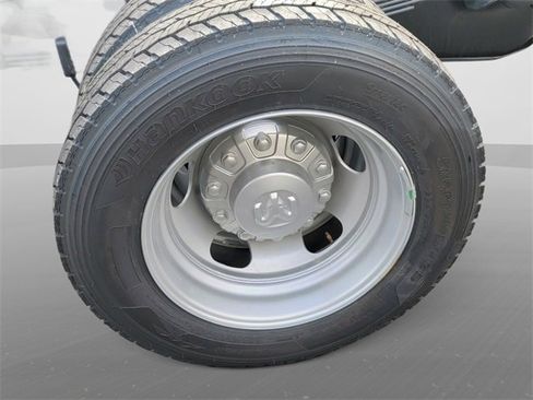 New 2026 RAM 5500 Tradesman w/ Chrome Appearance Group image 10
