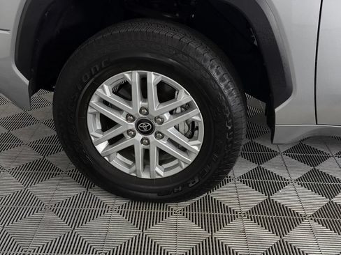 Used 2025 Toyota Tundra SR5 w/ SR5 Premium Package AWD/4WD image 9